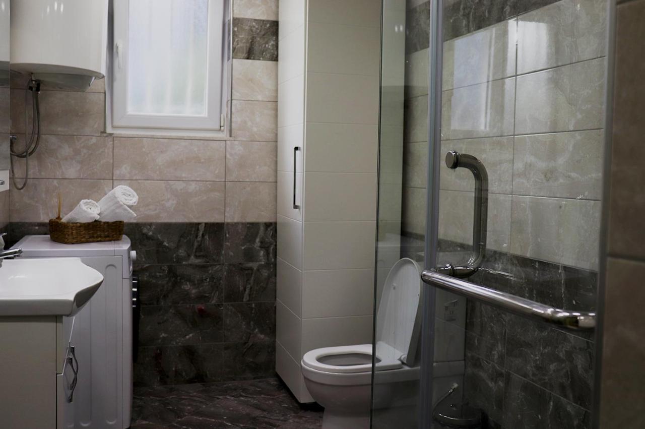 Euonia Apartment Тирана Екстериор снимка